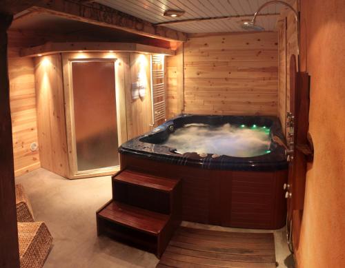 Spa, La Bergerie du Plateau in Cros-de-Géorand