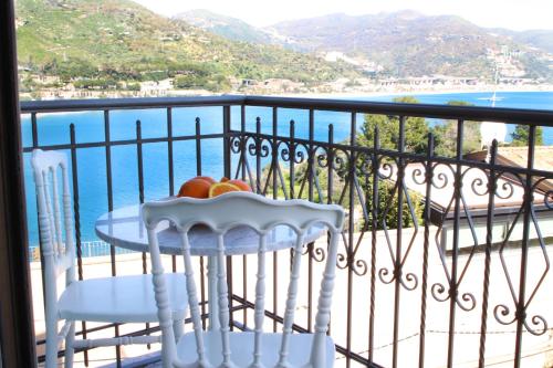 Panoramic Apartments Taormina Mazzarò - image 6