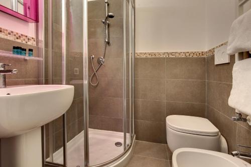 Charming Castello Apartments - image 14