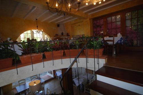 Hotel Town House - image 13