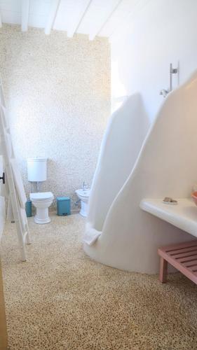  Faros Armenistis Villa Sleeps 18 Pool Air Con WiFi in Fanari
