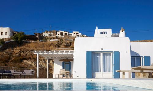  Faros Armenistis Villa Sleeps 8 Pool Air Con WiFi in Fanari