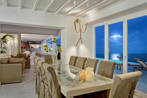  Faros Armenistis Villa Sleeps 16 Pool Air Con WiFi in Fanari