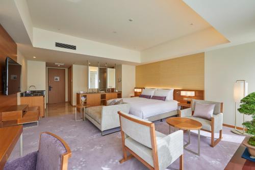 The Kitano Hotel Tokyo Room Type - Deluxe Room King