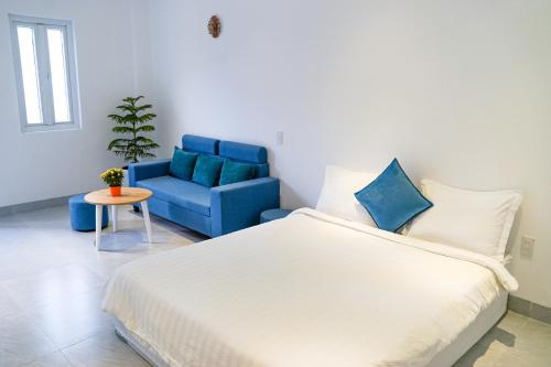 Local White House - Ecofriendly Homestay in Cam Le
