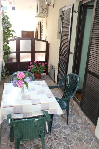 Apartments Ratković - image 4