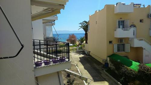  Vacations by the sea in Nea Iraklitsa