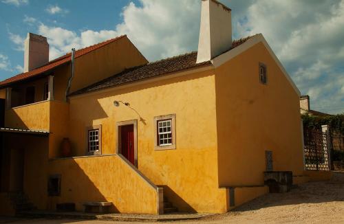  Quinta dos Capuchos Casa Velha, Pension in Alcobaça