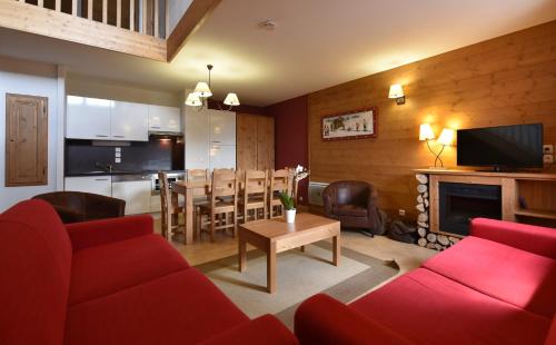 3 bedrooms, 6 beds