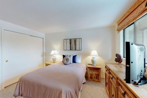 Dollar Meadows 1361