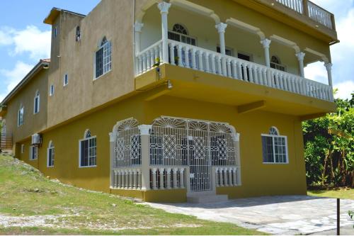 Vue extérieure, Cozy Locale - Gold in Drapers