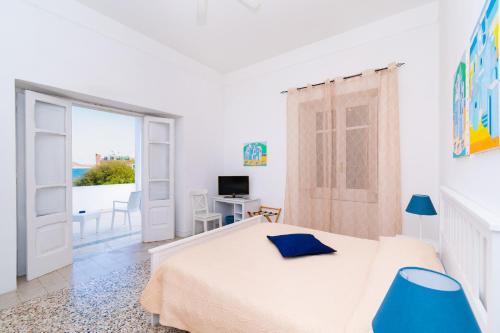 Double Room with Air conditioning and Sea View