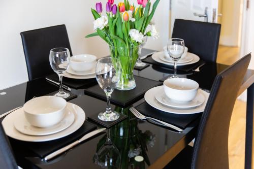 Velvet 2-bedroom apartment, Brewery Road, Hoddesdon