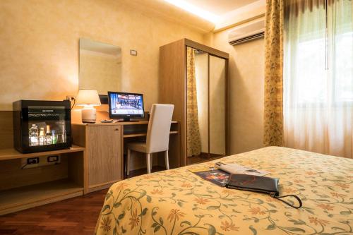 Hotel Vega Perugia - image 2