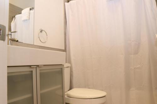 Downtown Beacon Hill, Convenient, Comfy Studio #1 in Boston, USA