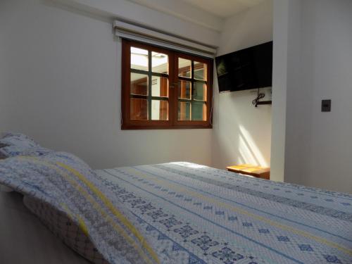 Three-Bedroom Apartment image 5