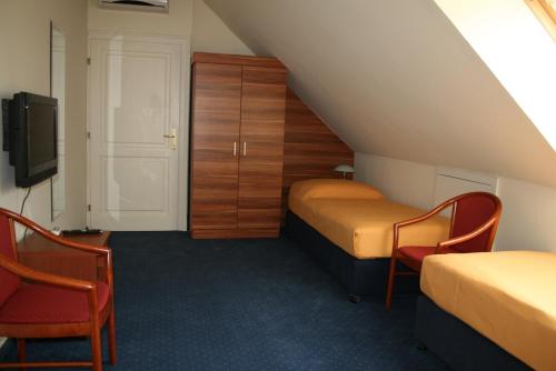Főnix Hotel – Balatonfoldvar, AZ