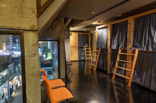 Atracciones, Midnight Rockers in Kanazawa