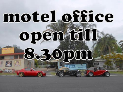 Mount View Motel Room Type - Quadruple Room with Private Bathroom