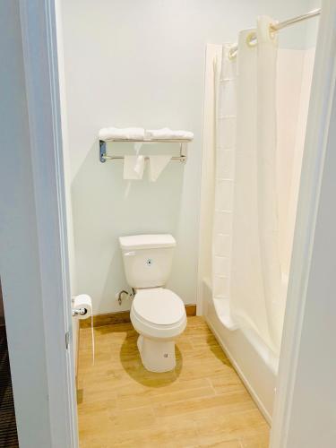 Americas Best Value Inn & Suites Porter North Houston in Porter, USA