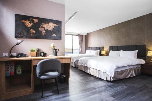 room detail thumbnail 1