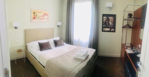 Piazza Venezia Grand Suite, Рим (фото 4)