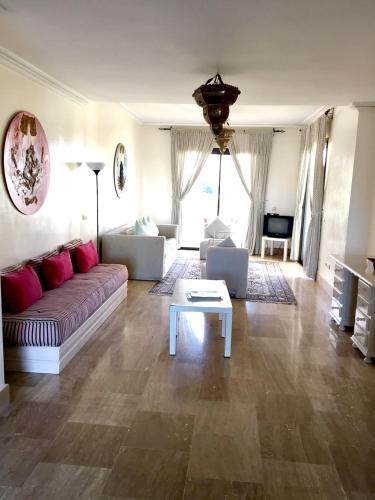 

Apartment Route des Grottes d'Hercule - 3
