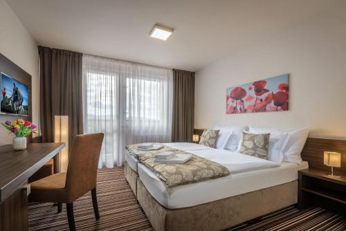 . Hotel SATEL
