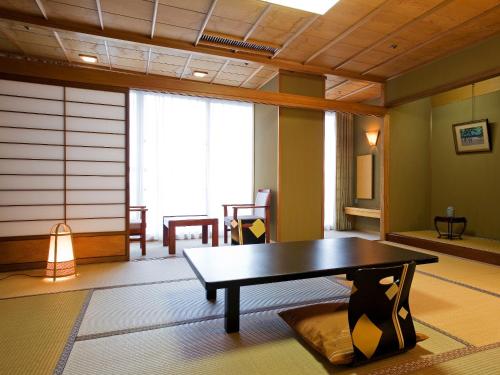 Special Offer - Japanese-Style Twin Room - Smoking