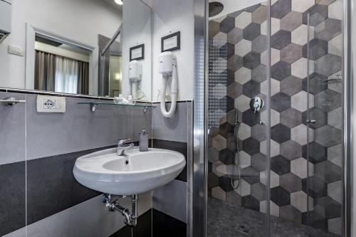 Blu Notte Guest House - image 11