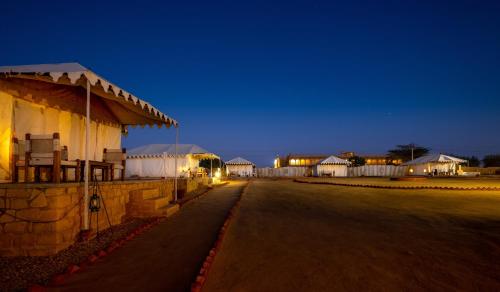The Gateway Hotel-Rawalkot