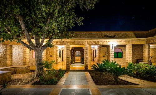 The Gateway Hotel-Rawalkot