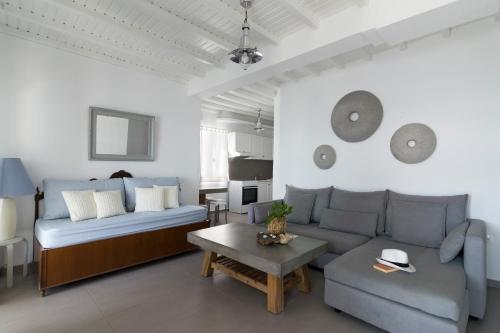 Apartment with Sea View and Hot Tub image 10