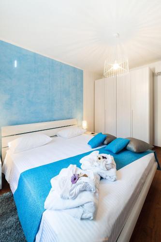 Auretta Apartment - image 9