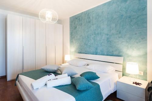 Auretta Apartment - image 12
