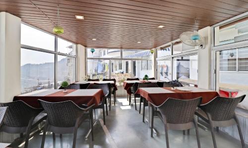 Étterem, Hotel Mayur in The Mall Út