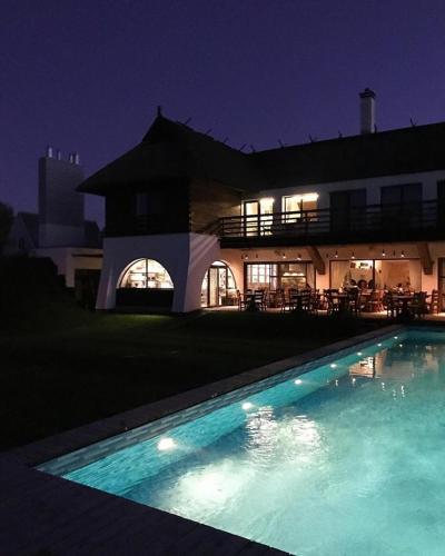 Gosteria Hata PODOPRYGORA