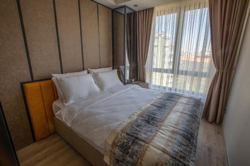 shimall hotel