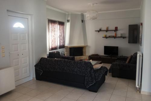  Great Apartment near Airport, Pension in Artemida