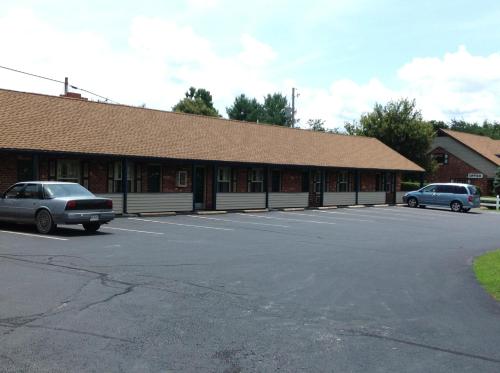 Village Inn - 출입구