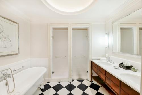 The Savoy - image 13