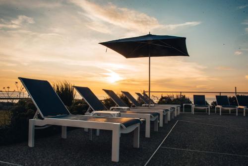 Atlantis Oceanfront Inn Gloucester 3