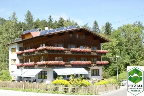 Gasthof Hirschen in Wenns, Österreich
