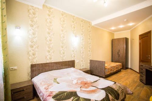YugRa Guest House - image 5
