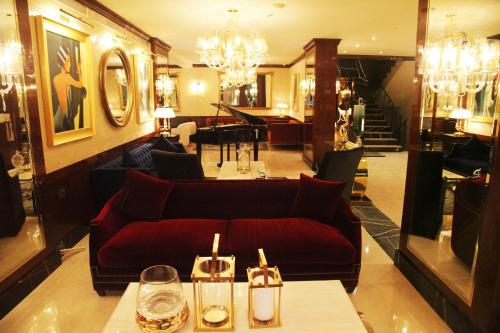 Grand Concerto Hotel