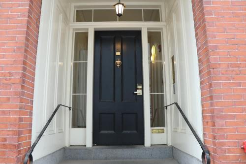 Charming & Stylish Studio on Beacon Hill #8