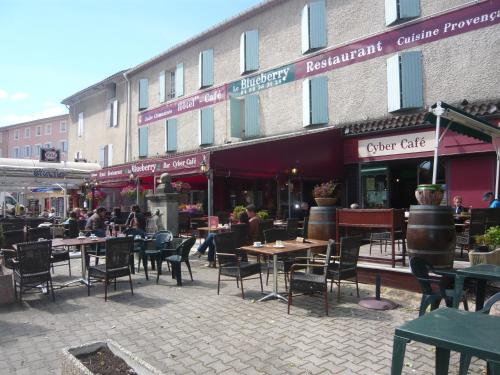 Hôtel-Restaurant Le Blueberry 5