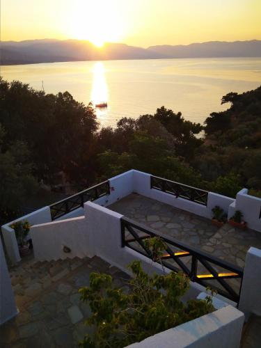  Kapsalis Apartments in Marathokampos