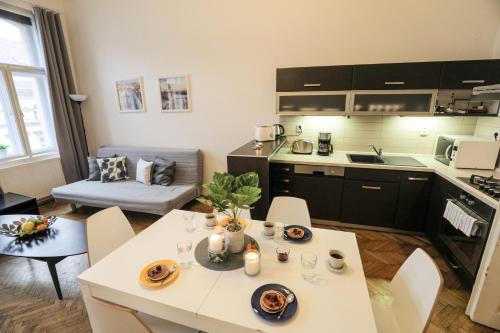 Apartments in Mala Strana - 10 minutes from Charles Bridge