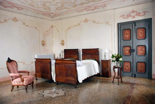 Borgo Palazzo Steffaneo in San Vito Al Torre
